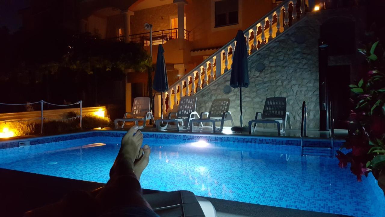 Apartments Villa Ra Žaborić Kültér fotó