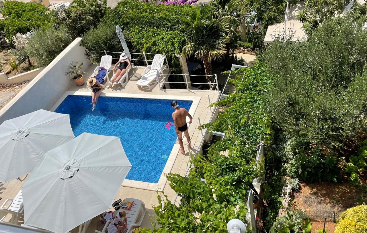 Apartments Villa Ra Žaborić Kültér fotó