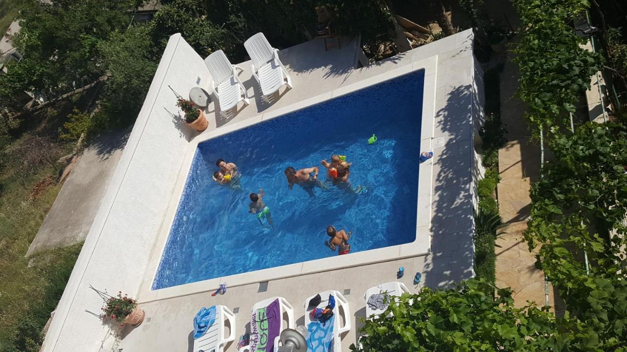 Apartments Villa Ra Žaborić Kültér fotó