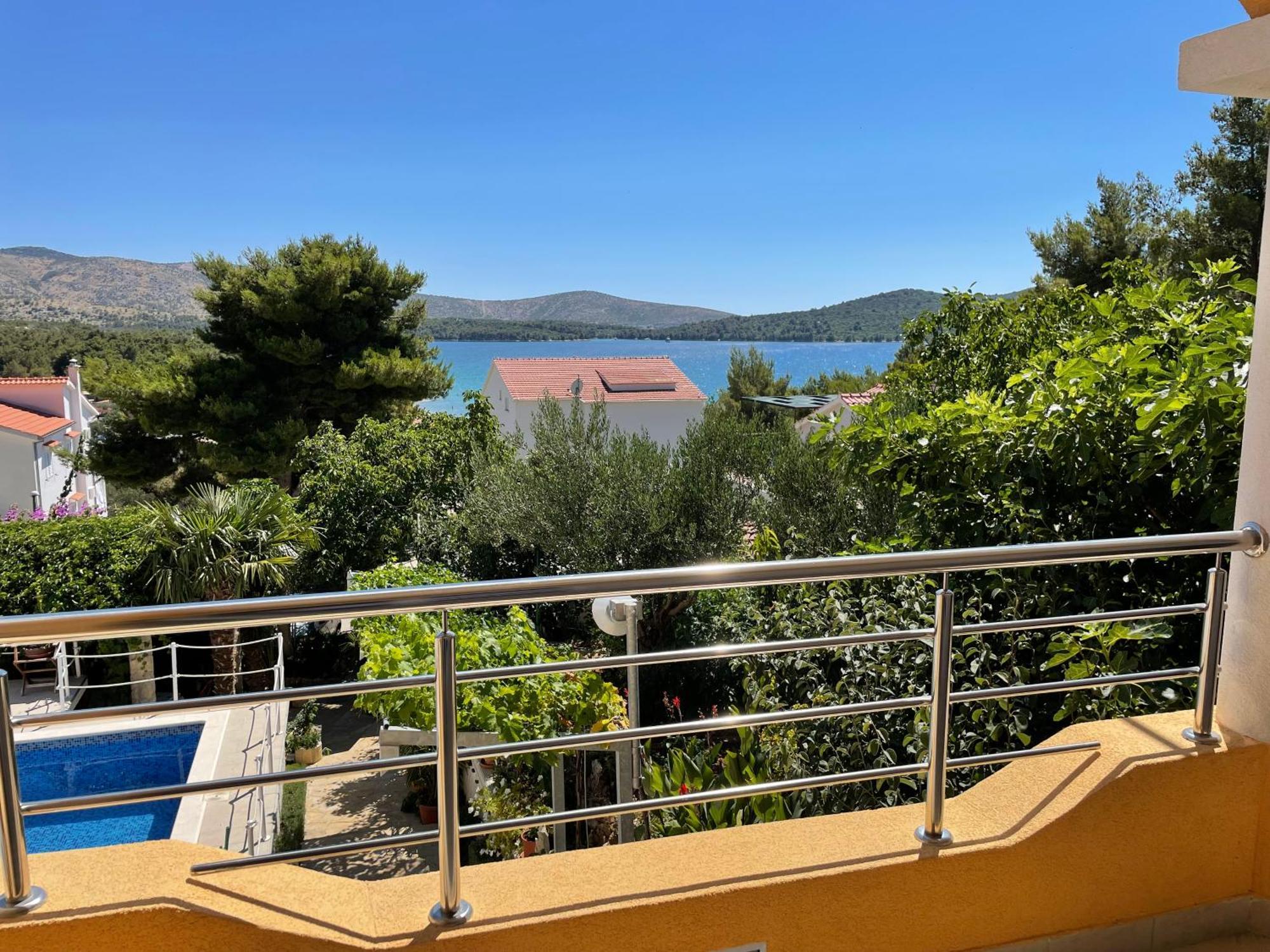 Apartments Villa Ra Žaborić Kültér fotó