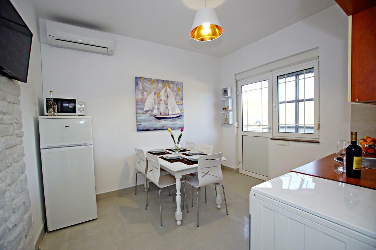 Apartments Villa Ra Žaborić Kültér fotó